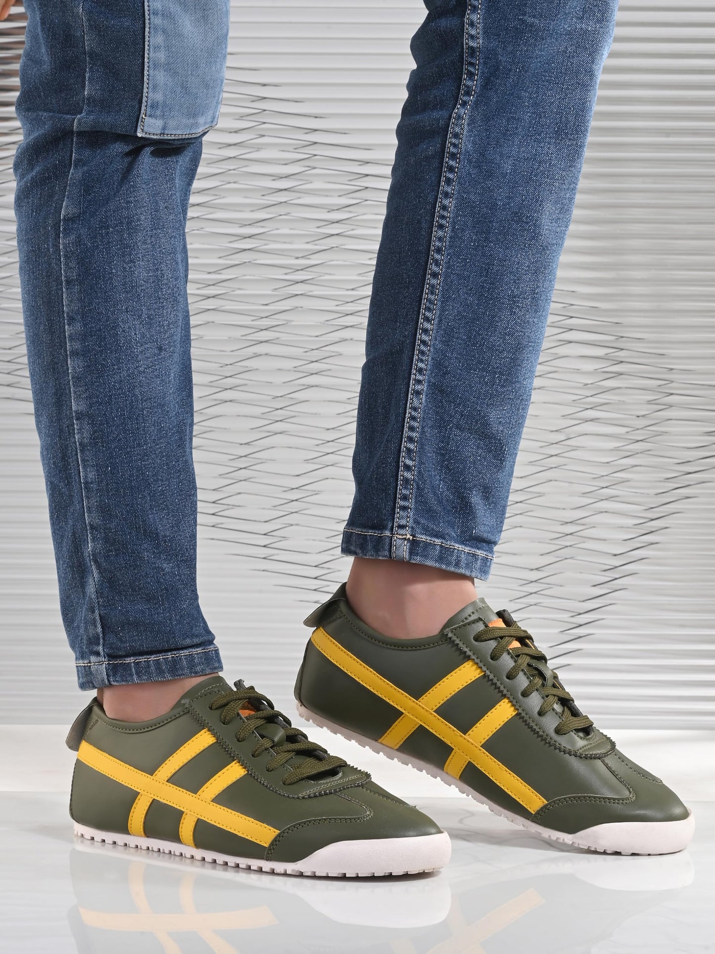 Big Fox Yas-2 Sneakers for Men