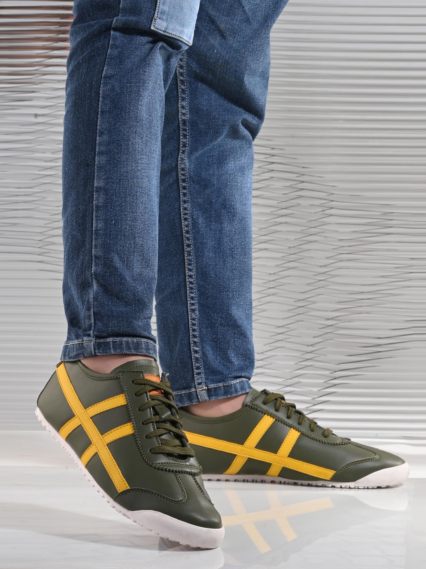 Big Fox Yas-2 Sneakers for Men