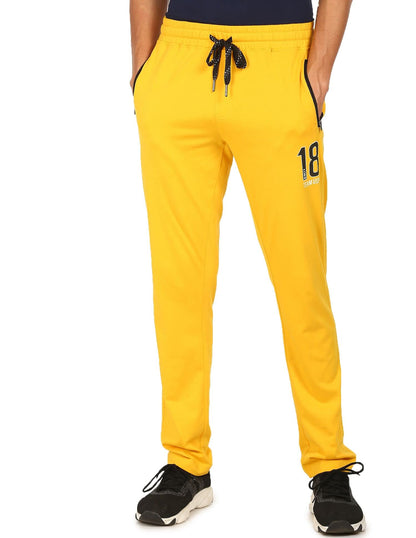 U.S. POLO ASSN. Men's Regular Fit Mid Rise Track Pant
